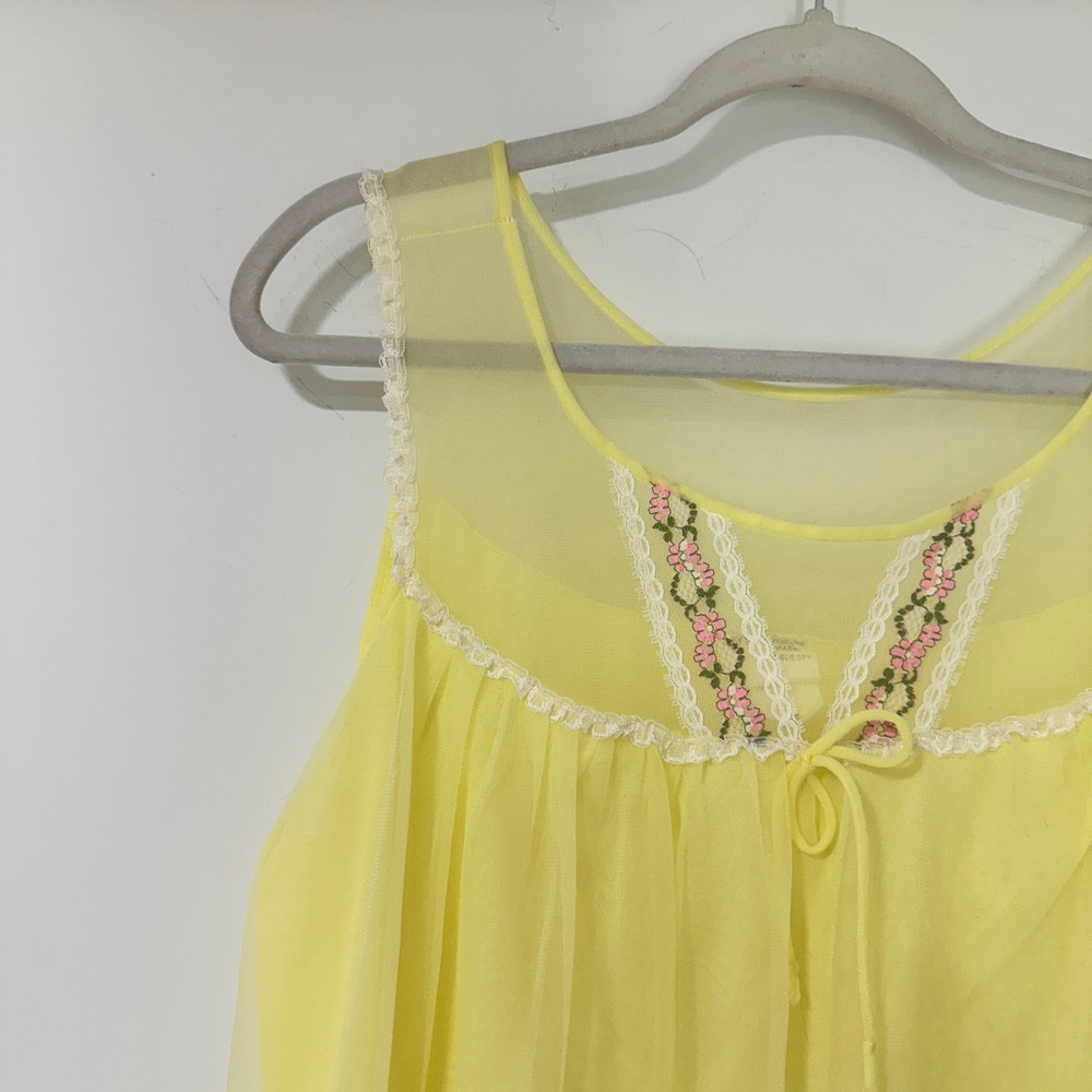 Vintage MW Yellow Sheer Lace Babydoll Nightgown Women L USA Made Coquette